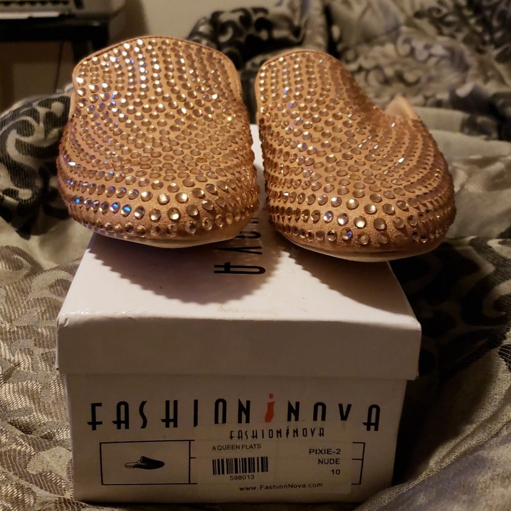 Shoes - Picture 2 of 2